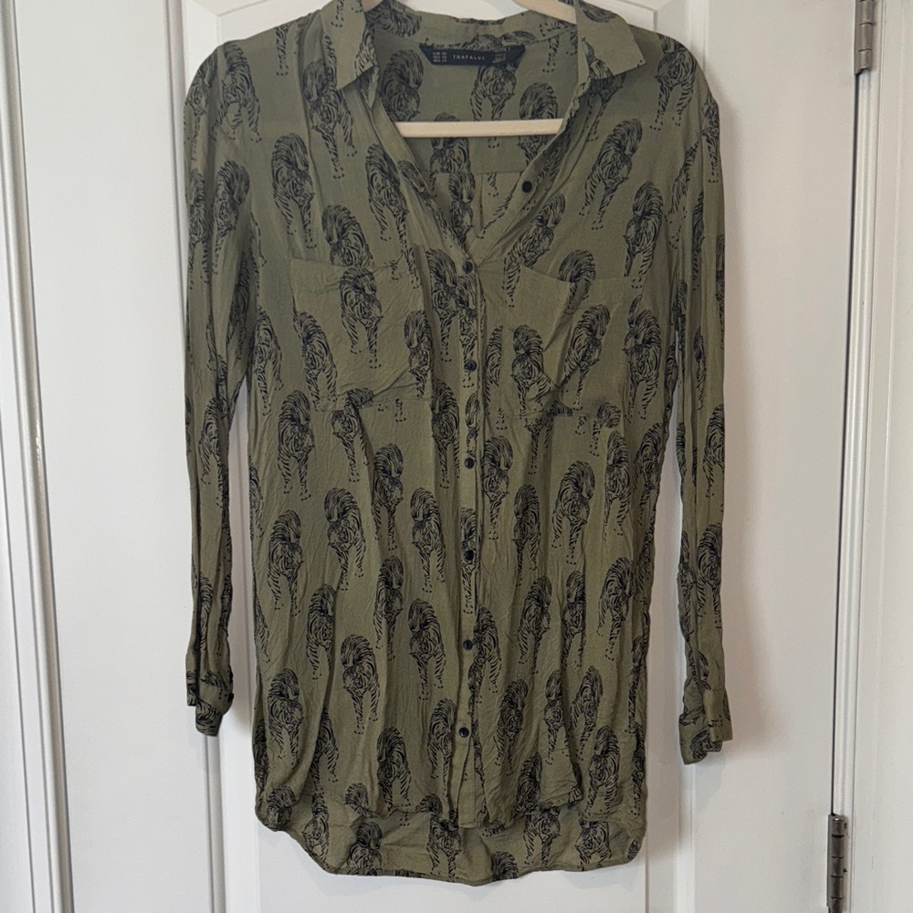 Zara Army Green Button Down Shirt with Black Print